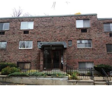 59 Saint Paul St unit 3, Brookline, MA 02446 - photo 4