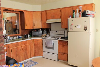 2341 Gettle St, Klamath Falls, OR 97603 - photo 4