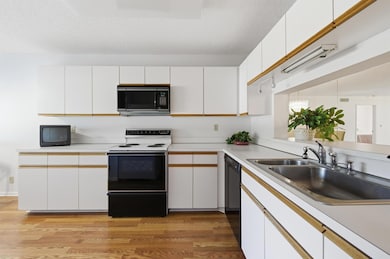 15244 Lakes of Delray Blvd unit 203, Delray Beach, FL 33484 - photo 4