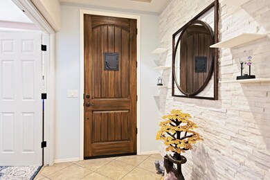 05-Interior Entry Way