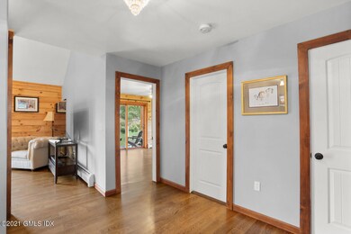Entry Foyer