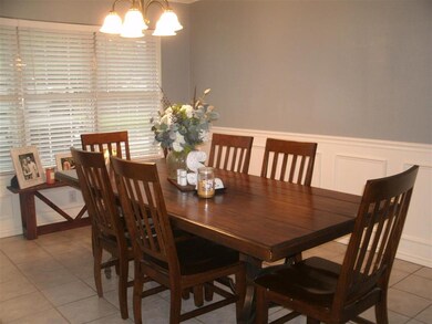 3706 Honeysuckle Ln, Texarkana, TX 75503 - photo 2