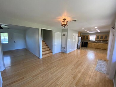 7828 Abbott Dr, Fort Worth, TX 76108 - photo 4