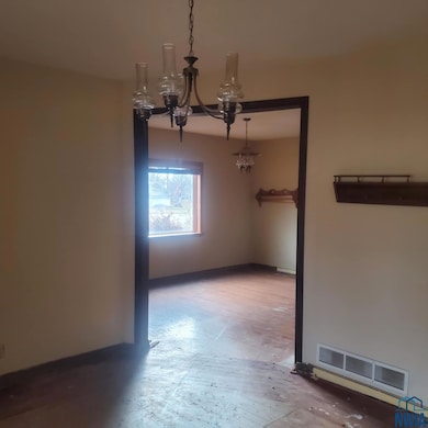 214 W Logan St, Paullina, IA 51046 - photo 5