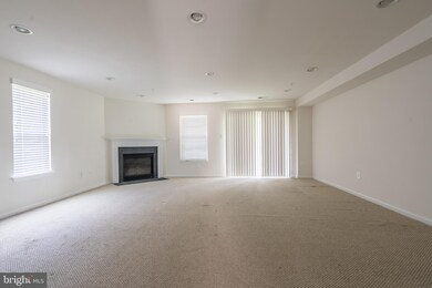 7623 Hamilton Crossing, Hanover, MD 21076 - photo 4