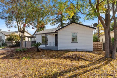 3226 Circle Ct W, Fresno, CA 93703 - photo 3