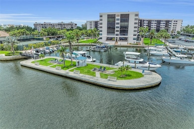 Harbor Towers Yacht & Racquet Club unit 416, Sarasota, FL 34242 - photo 6