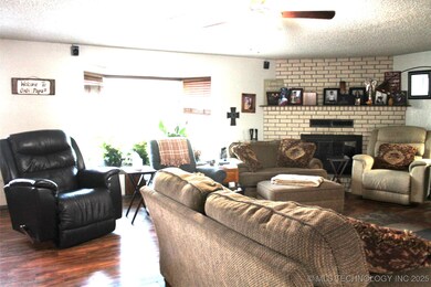 3100 Hardy Springs Rd, McAlester, OK 74501 - photo 7