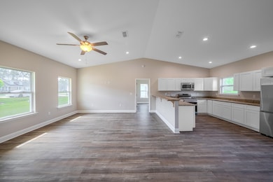 1103 Bluffton Dr, Bainbridge, GA 39817 - photo 3