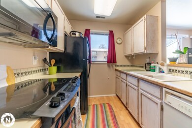 kitchen (2)