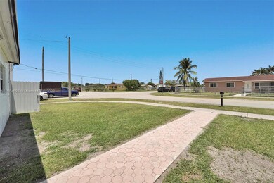 22400 SW 113th Ct, Miami, FL 33170 - photo 3