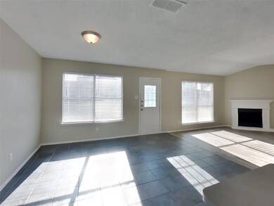 309 Pecos Dr, Weatherford, TX 76086 - photo 3