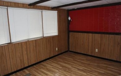 127 Harris Road 016