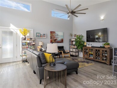 61 Strick Garden Ln, Hendersonville, NC 28792 - photo 7