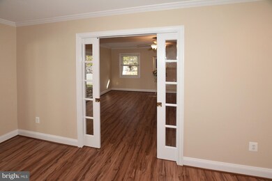 13120 Mercury Ln, Fairfax, VA 22033 - photo 5