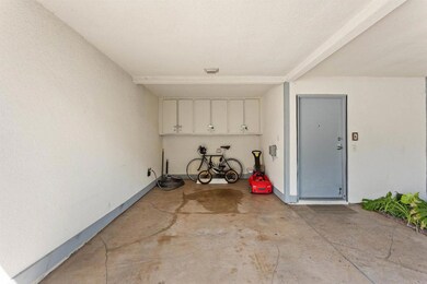 2388 Altisma Way unit 10, Carlsbad, CA 92009 - photo 6