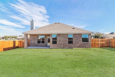 733 Hackamore St, White Settlement, TX 76108 - photo 5
