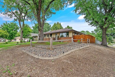 4-web-or-mls-5502 Unity Ave N-39.jpg