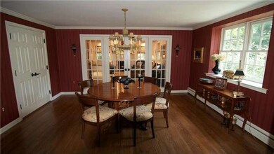 914 Weldon Ln, Bryn Mawr, PA 19010 - photo 4