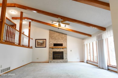 822 Bygland Rd SE, East Grand Forks, MN 56721 - photo 4