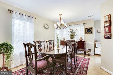 7916 Saddlehorn Ct unit 33, Manassas, VA 20109 - photo 6