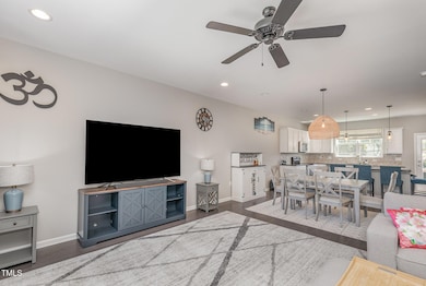 1415 Regents Ln, Apex, NC 27502 - photo 6