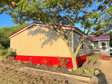 374 Chisholm Hills Dr, Rhome, TX 76078 - photo 7