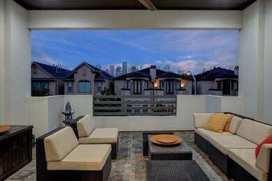 Sparkling Houston skyline views add an undeniable