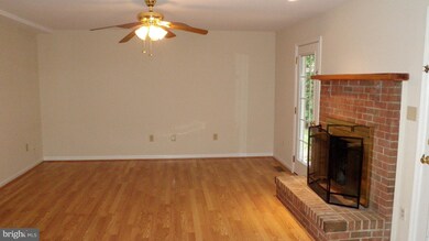 10424 Heather Greens Cir, Spotsylvania, VA 22553 - photo 6