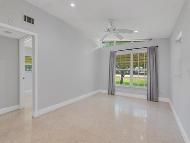 660 14th St, Vero Beach, FL 32960 - photo 5