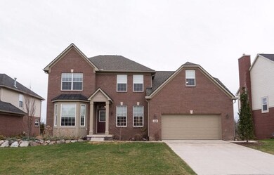 614 Parkside Ct, Chelsea, MI 48118 - photo 2