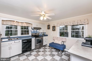 902 Shelley Rd, Towson, MD 21286 - photo 6