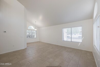 2238 E Bel Air Ln, Gilbert, AZ 85234 - photo 5