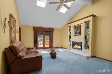 567 Roxbury Dr, Naperville, IL 60565 - photo 5