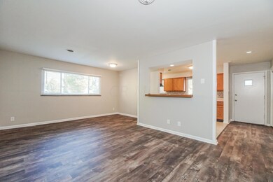 005-photo-living-room-7487001