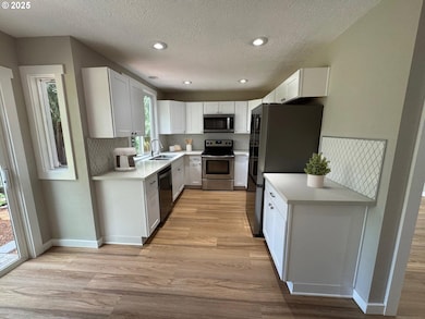 1751 Britton St, West Linn, OR 97068 - photo 7