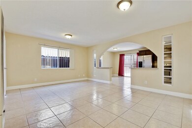 914 W Elm St, Compton, CA 90220 - photo 2