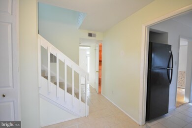 12718 Torrington St, Woodbridge, VA 22192 - photo 3