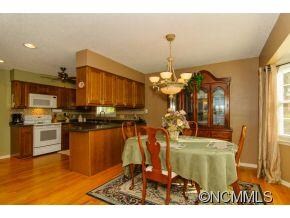 8 Park Ridge Ct, Asheville, NC 28803 - photo 5