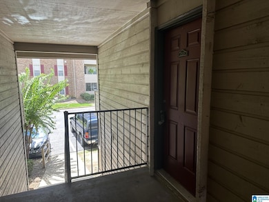 1308 Patton Creek Dr unit 1308, Hoover, AL 35226 - photo 2