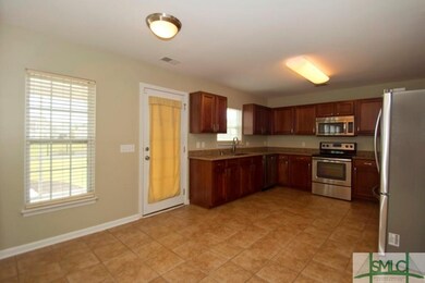 Kitchen / Breakfast Area