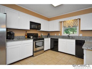 70 Odonald Rd, Asheville, NC 28806 - photo 2