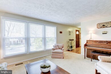 15921 Fairway Dr, Dumfries, VA 22025 - photo 6