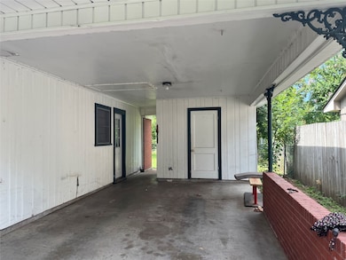 2914 W Cavett Dr, Shreveport, LA 71104 - photo 3