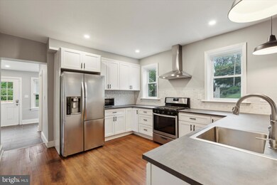 210 10th St, Brookhaven, PA 19015 - photo 6