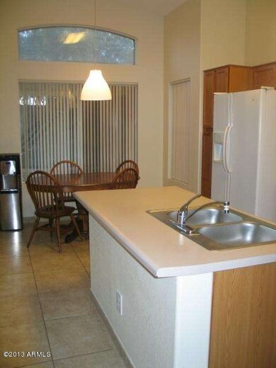 Eat-in Kitchen