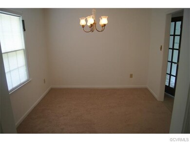 3330 Oakwood Cir, Petersburg, VA 23805 - photo 3
