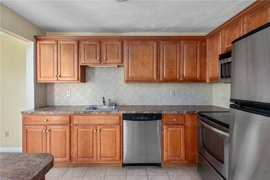 400 New River Rd unit 302, Manville, RI 02838 - photo 5