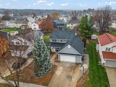 2912 E Diehl Ave, Des Moines, IA 50320 - photo 2