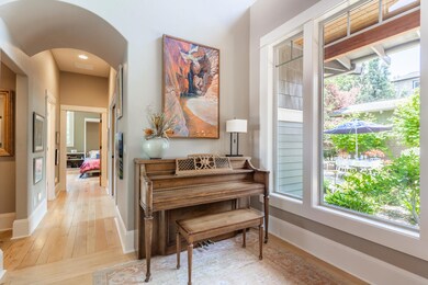 691 NW Yosemite Dr, Bend, OR 97701 - photo 4